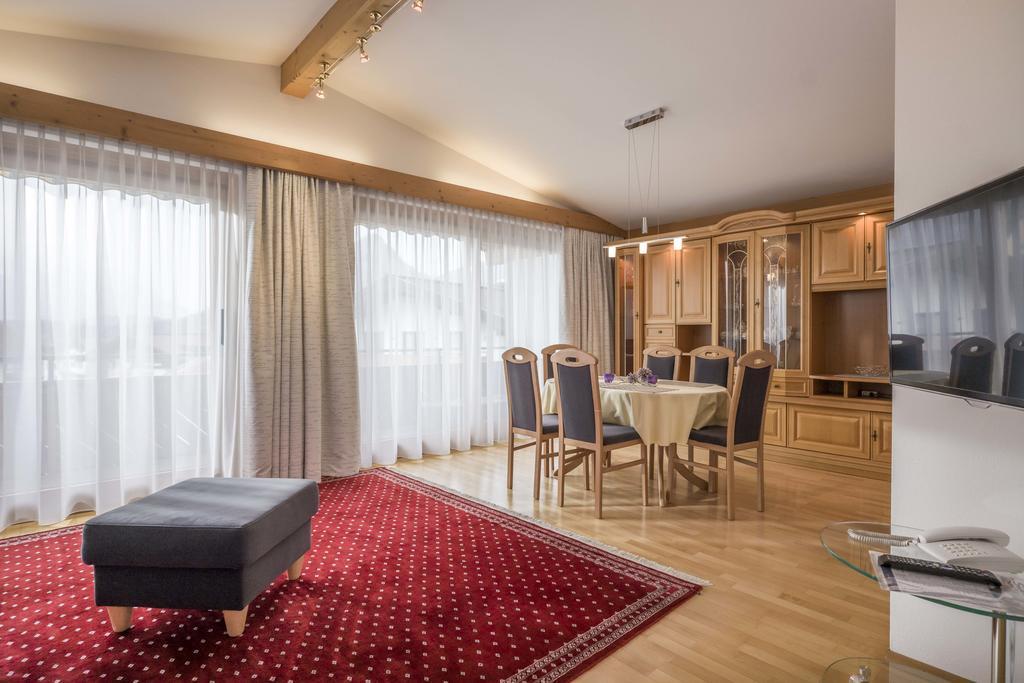 קוסן Appartements Schwaighofer מראה חיצוני תמונה